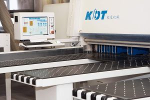 Форматно-раскроечный центр с ЧПУ KDT KS-838 - Фото 2