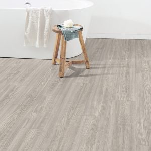 Ламинат Дуб Сория светло-серый EPL178 8/32 в интерьере